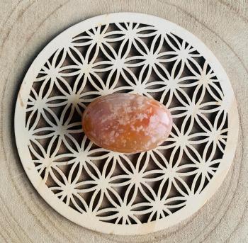 Galet agate fleur